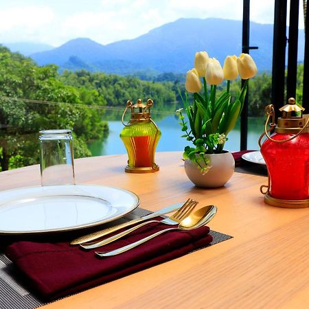 Serene Aqua Hills Kozhikode Hotel Mennanyam Exterior photo